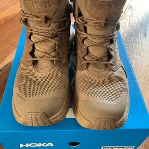 Hoka One One Men's Anacapa Brown Boots
